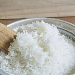 ข้าวสวยหอมมะลิ ခေါက်ဆွေ ထမင်းထုပ်