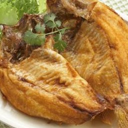 ปลาทับทิมทอดน้ำปลา (ตัว)