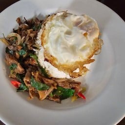 ครัวต้นข้าวข้าวไก่เทริยากิ ข้าวไข่ข้นกระเพรา