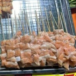 ร้านแซลมอนย่าง แซลมอนย่างสาขา 1 หลาดจี