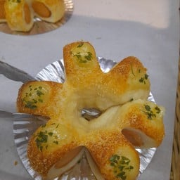 ขนมปังซอสเซจพาเมซาน