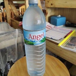 น้ำดื่มใหญ่ 1.5 ลิตร