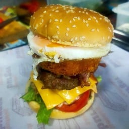 [เซตสุดฮิต] เบอร์เกอร์ มิกซ์เชต เริ่มต้นที่ 69.- เลือกผสมปรุงแต่งเบอร์เกอร์ของคุณได้ ตามสไตล์คุณ + โค้ก ออริจินัล (กระป๋อง)