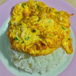 ครัวแม่ไก่ แฟลตคลองจั่น