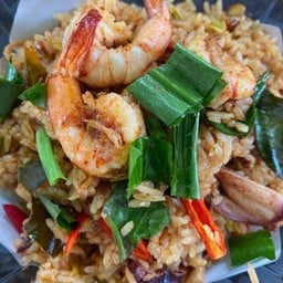 ข้าวผัดตัมยำทะเล