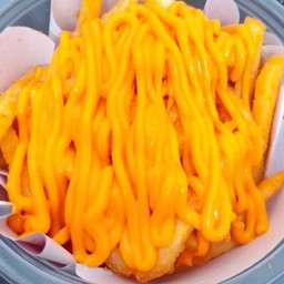 เฟรนฟรายเขย่าผงวิ่งแซบราดซอสชีด