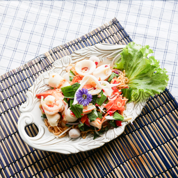 ยำมาม่ารวมมิตร