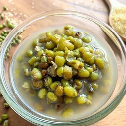 ถั่วเขียวต้มน้ำตาล