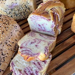 ขนมปังไส้เผือก