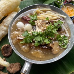 กระเพาะปลา พิเศษ (ทานได้1-2คน)
