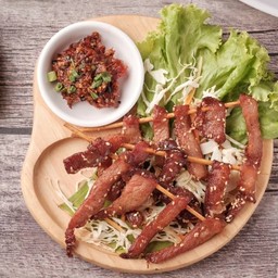 หมูแดดแจ๋วปลาร้า