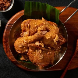 ไก่ทอดริมโขง (4 ชิ้น)