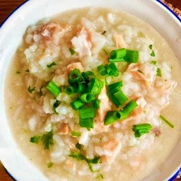 ข้าวต้มแซลมอน