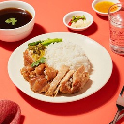 ขาหมูพะโล้ตุ๋นยาจีน