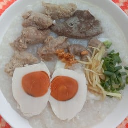 ร้านโจ๊กคุณอ้อย