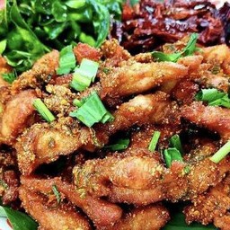 หมูคลุกฝุ่น