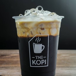 โอเลี้ยงยกล้อ(โอเลี้ยง+นมสด)