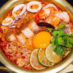 วุ้นเส้นต้มยำทะเล+ไข่