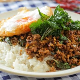 Baan Kaprao กะเพราบ้านๆ - กะทู้