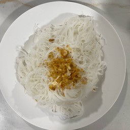 เส้นหมี่ลวก