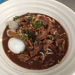 ก๋วยเตี๋ยวสูตรผีบอกต้นตำรับพานหินห้า สาขา 1