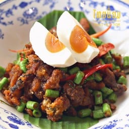 ปลาช่อนทอดกรอบผัดพริกขิง