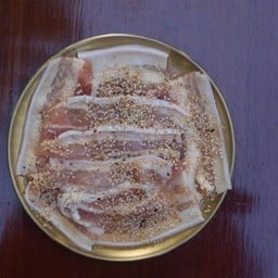 สามชั้น