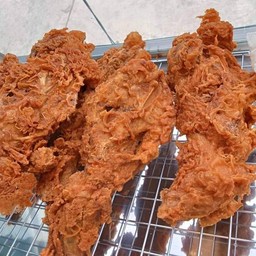 ไก่ทอดหาดใหญ่อิ๊ดคิว ซัง บ้านใหม่