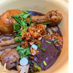 ก๋วยเตี๋ยวเนื้อตุ๋น/หมูตุ๋น สาขา1