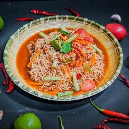 ตำมาม่า