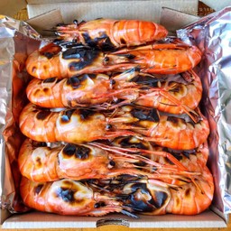กุ้งแม่น้ำเผาครึ่งโล