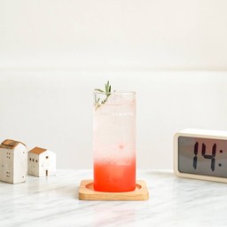 สตรอว์เบอร์รี่โซดา (STRAWBERRY SODA)
