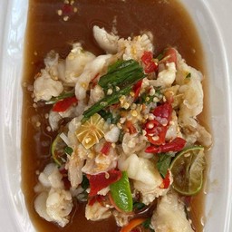 ยำเล็บมือนาง