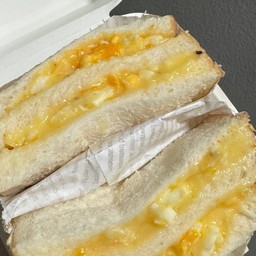 แซนวิชไข่ทามาโกะ แบบนุ่มๆ 2 ชิ้น