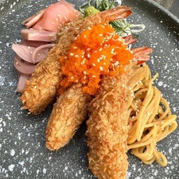 สปาเก็ตตี้กุ้งทอดครีมซอส