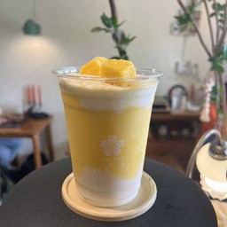 มะม่วงโยเกิร์ต