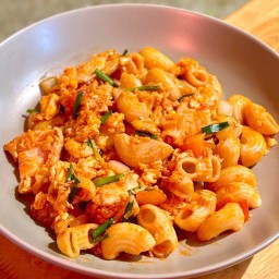 ผัดมักกะโรนีไก่