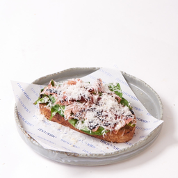 ซาวร์โดพาร์มาร็อคเก็ตและชีส