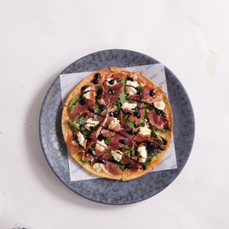 พิซซ่าพาร์มาแฮม ร็อคเก็ต และมาสคาร์โปน