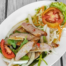 ยำคอหมู