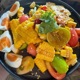 ตำข้าวโพดไข่เค็มปลาร้า