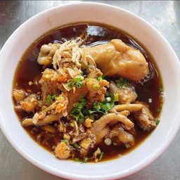 ก๋วยเตี๋ยวไก่มะระ อิ่มเจริญ ไม่มีสาขา