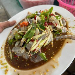 ตำมะม่วงกุ้งสด