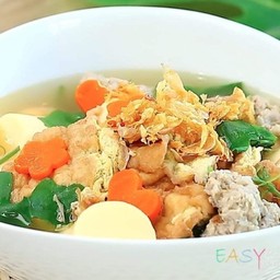 ต้มจืดไข่น้ำ ( มีข้าวให้ค่ะ )