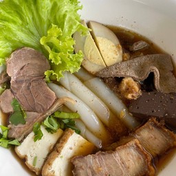 ก๋วยจั๊บน้ำข้น