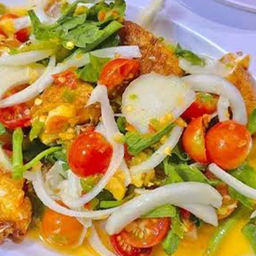 ยำไข่ดาว