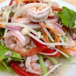 ยําเห็ดเข็มทอง