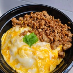 ข้าวไข่ข้น ร้านใส่เดี่ยว  ตามสั่ง