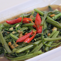 ผัดผักบุ้งไฟแดง