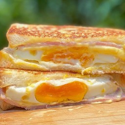 แฮมชีส-ไข่ดาว 2 ชิ้น